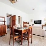 Joivy Sunny Flat Near The * 라팔로