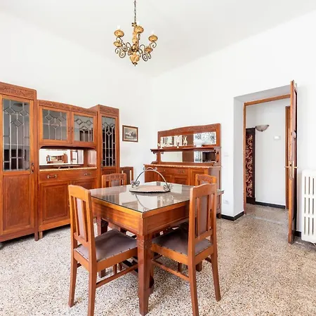 Joivy Sunny Flat Near The Διαμέρισμα Ραπάλο