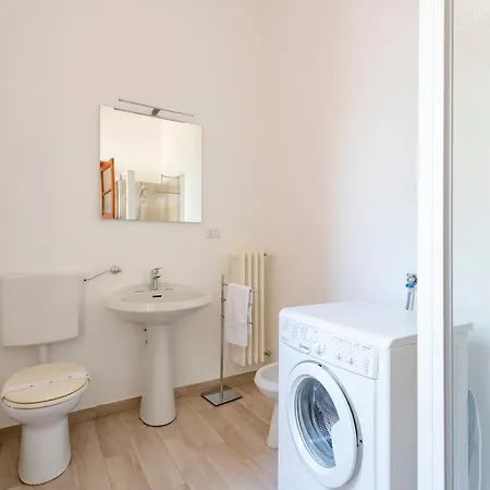 Joivy Sunny Flat Near The Apartamento Rapallo