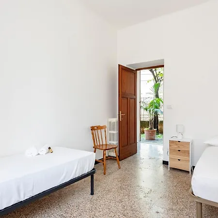 Joivy Sunny Flat Near The Appartement Rapallo